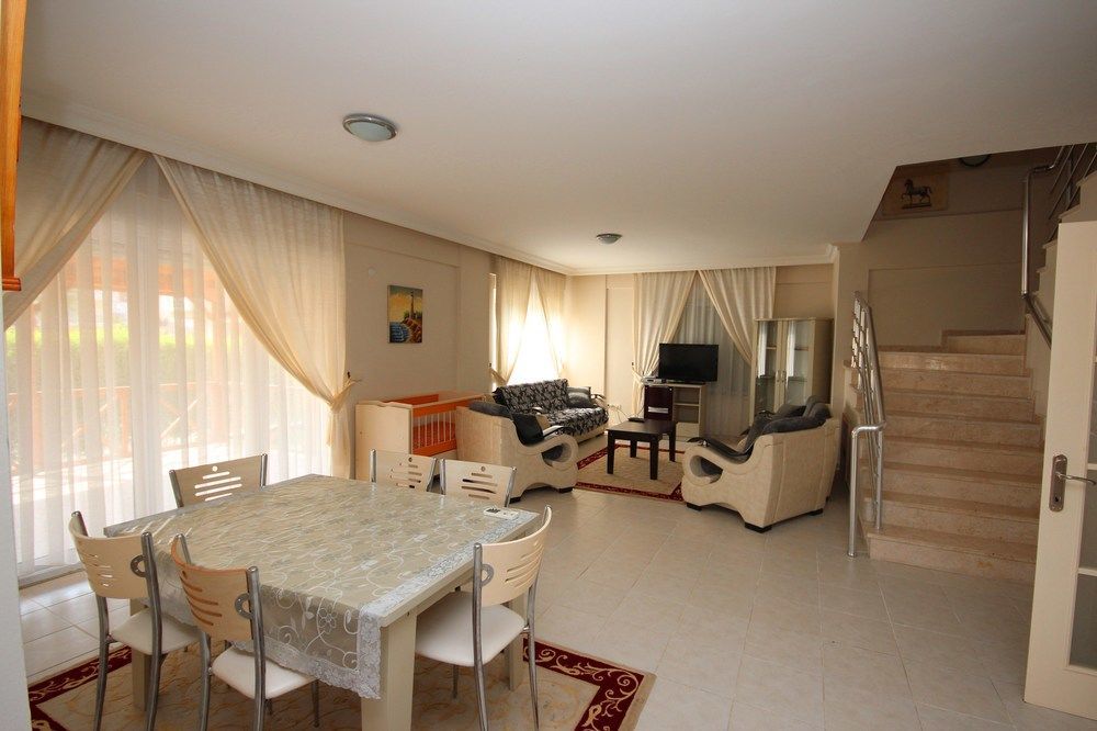 Paradise Town Villa Belhamra เบเลก ภายนอก รูปภาพ